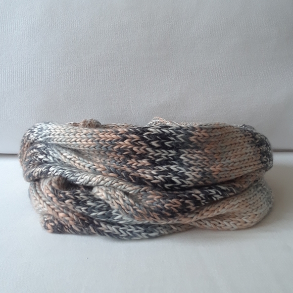 Garage. Cowl Neck Scarf. Greys & Pinks - Picture 14 of 16